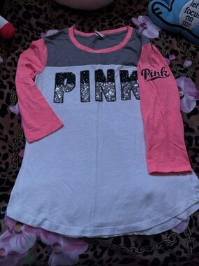 PINK Victoria's Secret Pink & Gray Long Sleeve Tee with Sequin Logo